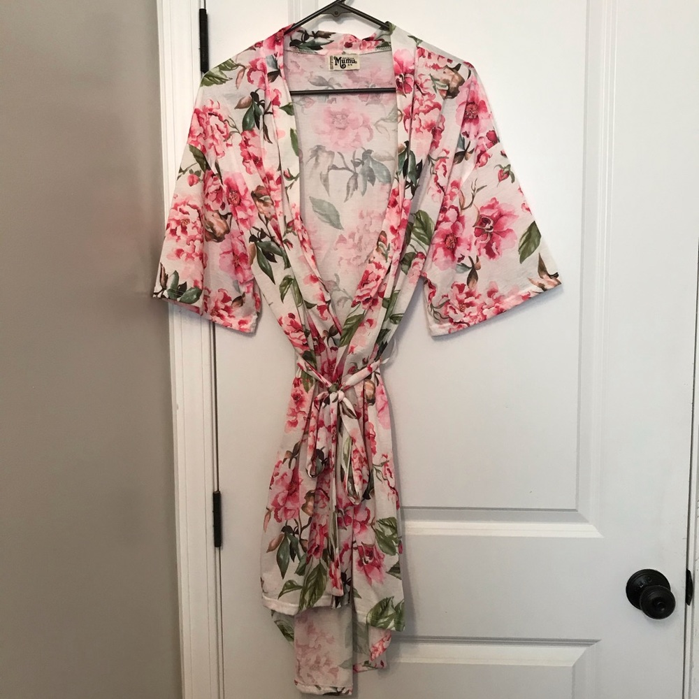 Show me your mumu pretty floral Brie Robe